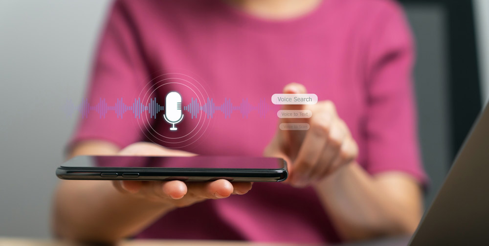 voice search prompt on a mobile device voice search prompt on a mobile device